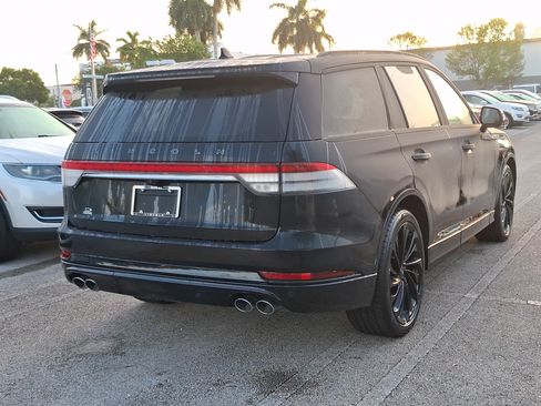 Certified 2023 Lincoln Aviator Black Label w/ Jet Package AWD/4WD image 4