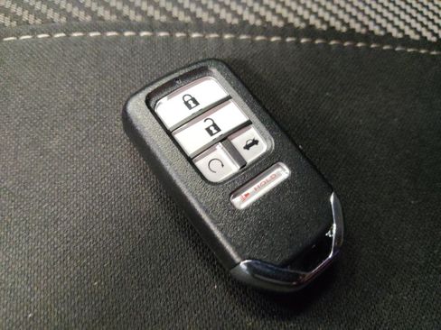Used 2018 Honda Civic EX-T image 32