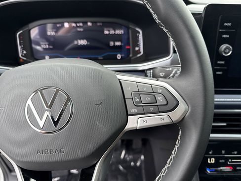 New 2025 Volkswagen Taos SEL image 18