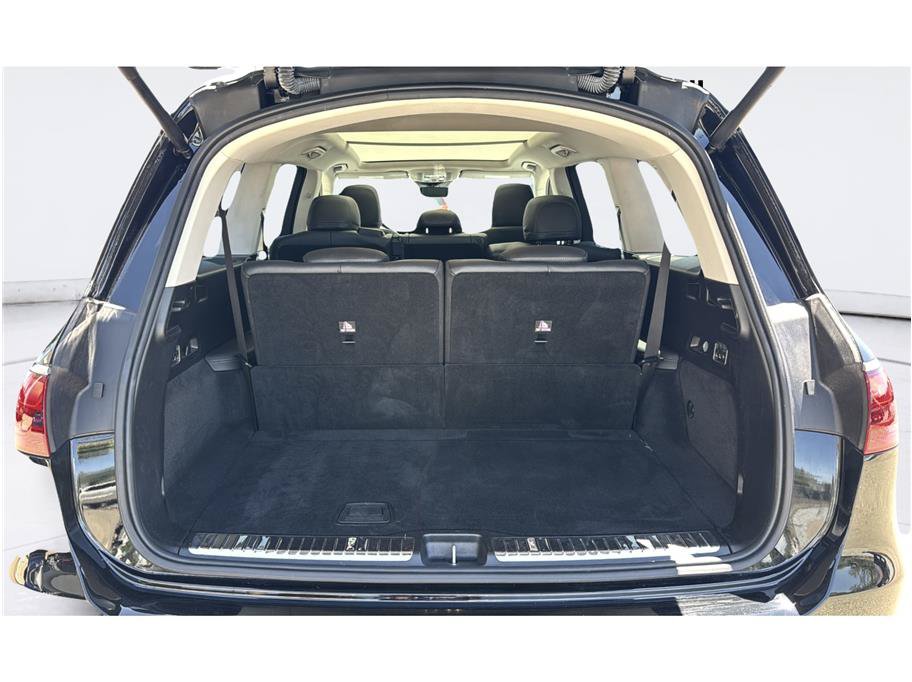 Used 2024 Mercedes-Benz GLS 450 4MATIC image 16