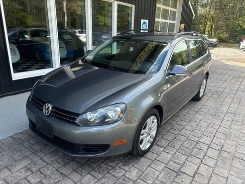 Used 2013 Volkswagen Jetta TDI image 2