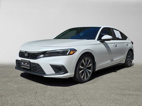 Used 2024 Honda Civic EX-L image 7