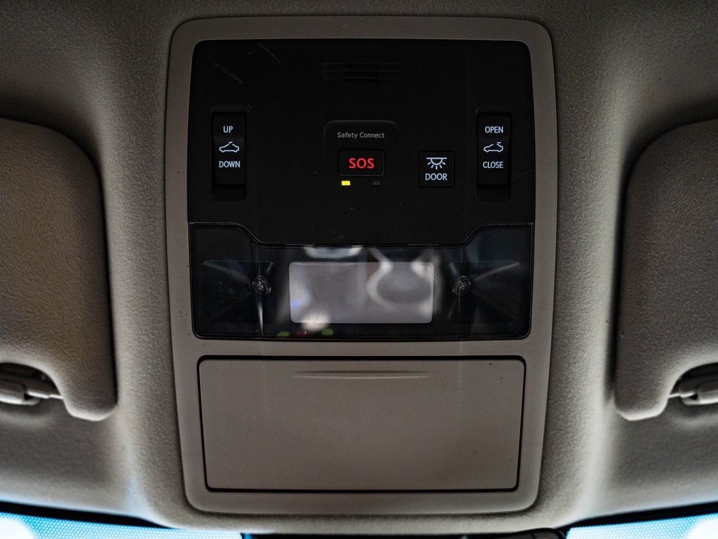 Used 2019 Lexus RX 450h AWD w/ Navigation Package image 39