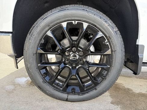 New 2026 Chevrolet Silverado 1500 LTZ w/ LTZ Premium Package AWD/4WD image 11