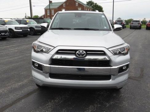 Used 2023 Toyota 4Runner Limited image 11