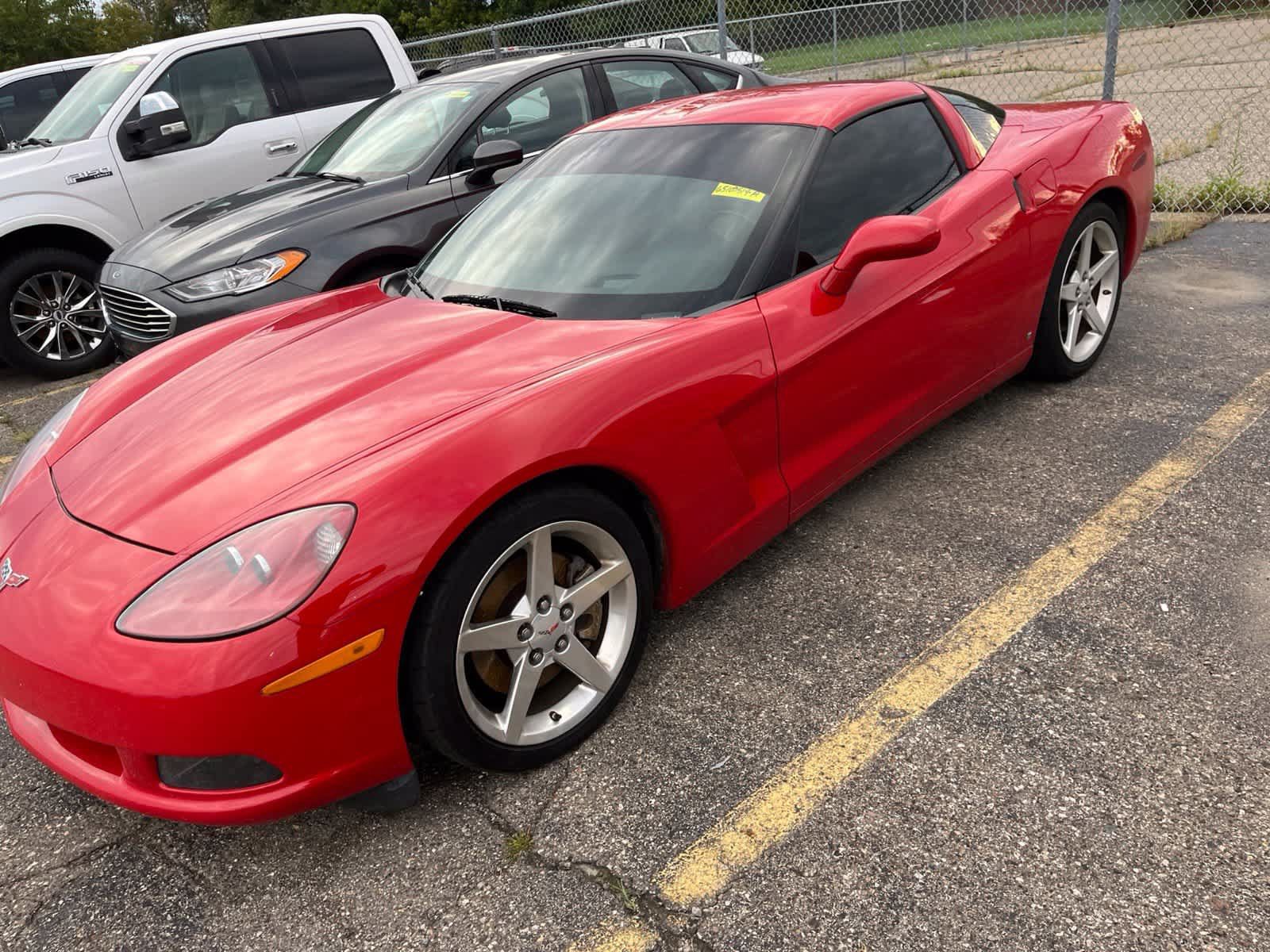 Used 2006 Chevrolet Corvette Coupe w/ Preferred Equipment Group RWD image 6