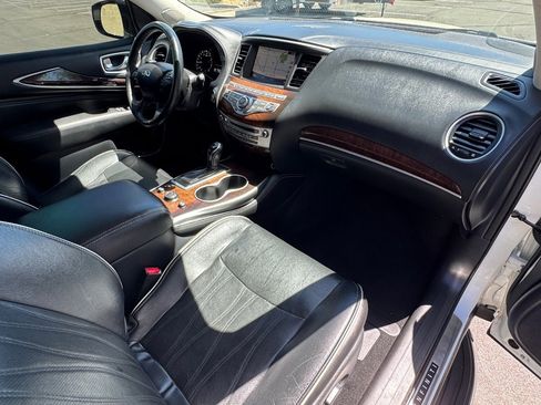 Used 2017 INFINITI QX60 FWD w/ Deluxe Technology Package image 14