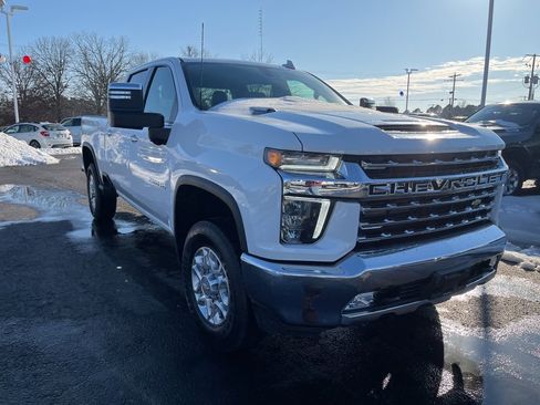 Used 2023 Chevrolet Silverado 2500 LTZ image 3