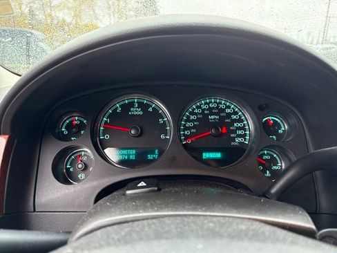 Used 2013 Chevrolet Tahoe LT image 20