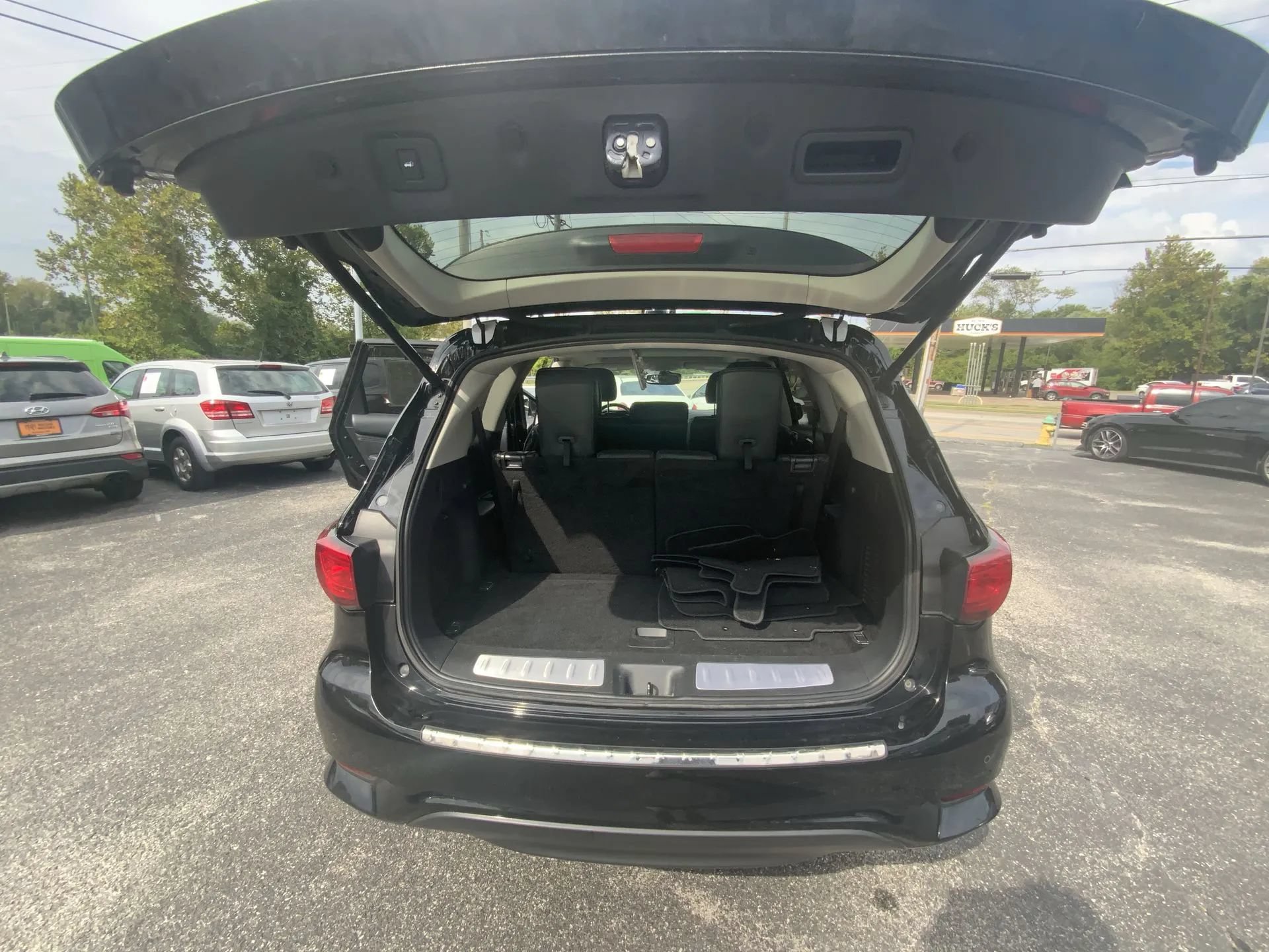 Used 2019 INFINITI QX60 Luxe w/ Essential Package AWD/4WD image 21