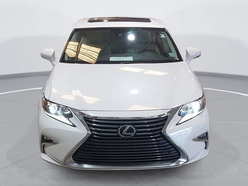 Used 2016 Lexus ES 350 w/ Premium Package w/Wood Trim FWD image 2