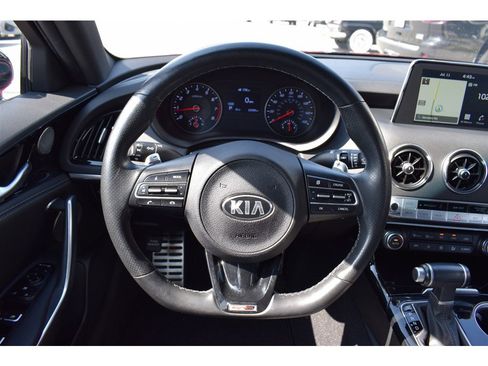 Used 2020 Kia Stinger GT-Line w/ Sun & Sound Package image 10