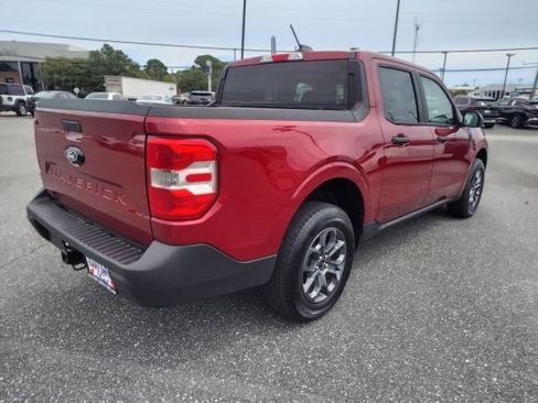 Used 2025 Ford Maverick XLT w/ Equipment Group 302A AWD/4WD image 8