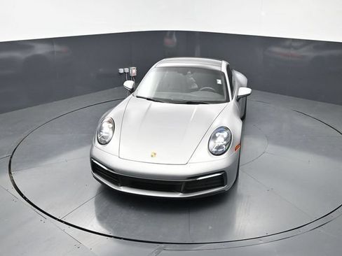 Used 2021 Porsche 911 Carrera 4 AWD/4WD image 18