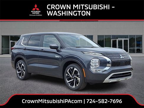 New 2025 Mitsubishi Outlander SE image 1