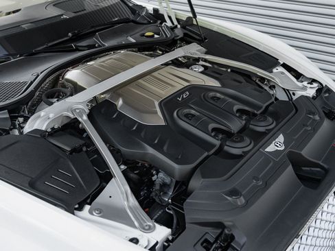 Used 2020 Bentley Continental GT image 41