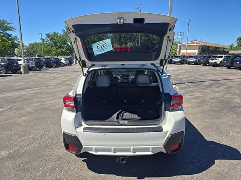 Used 2020 Subaru Crosstrek 2.0i Limited w/ Moonroof Package w/Navigation AWD/4WD image 8