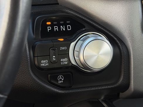 Used 2024 RAM 1500 Laramie AWD/4WD image 17