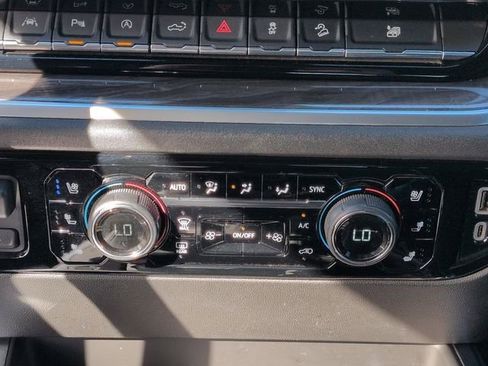 Certified 2023 Chevrolet Silverado 1500 LTZ image 9