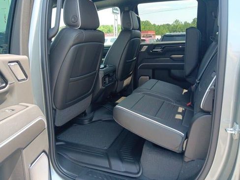 New 2026 GMC Sierra 2500 AT4X w/ LPO, Black Badging Package AWD/4WD image 13