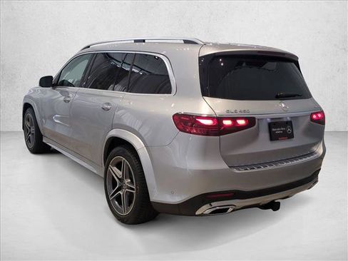 Used 2025 Mercedes-Benz GLS 450 4MATIC image 8