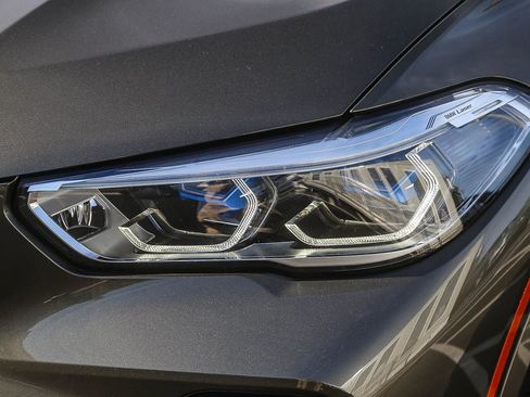 Used 2023 BMW X5 M50i w/ Executive Package image 7