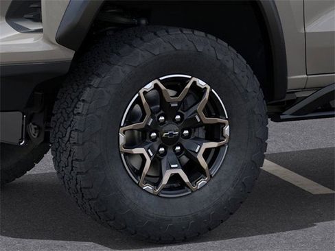 New 2026 Chevrolet Colorado ZR2 image 9