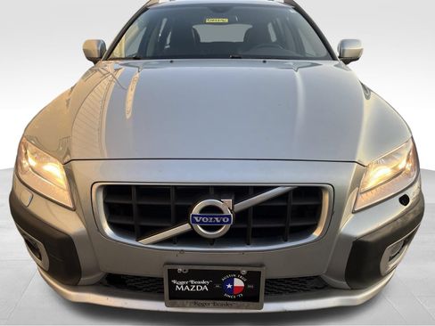 Used 2010 Volvo XC70 3.2 AWD/4WD image 2