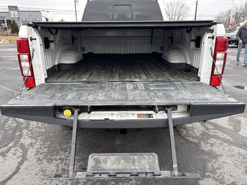 Used 2022 Ford F250 Lariat w/ Lariat Ultimate Package image 8