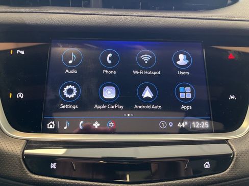 Certified 2024 Cadillac XT6 Luxury w/ LPO, Floor Liner Package image 21