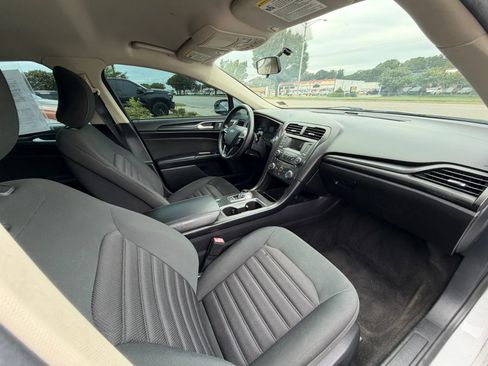 Used 2018 Ford Fusion S w/ Equipment Group 101A FWD image 17