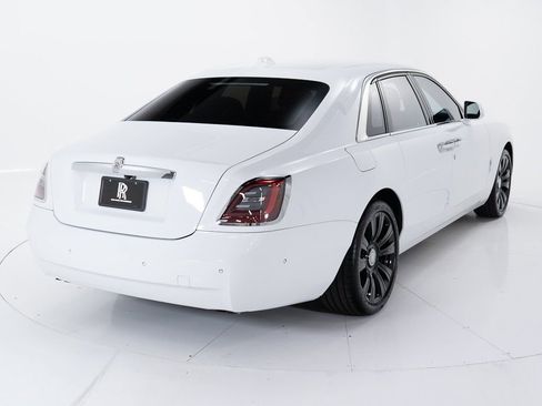 Certified 2022 Rolls-Royce Ghost w/ Ghost Package image 5