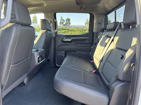 New 2026 GMC Sierra 1500 SLT w/ SLT Premium Plus Package image 25