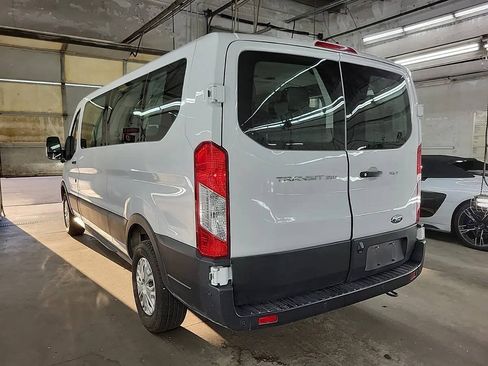Used 2023 Ford Transit 350 XLT RWD image 4
