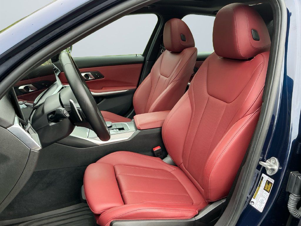 Used 2024 BMW 330i Sedan w/ M Sport Package RWD image 10