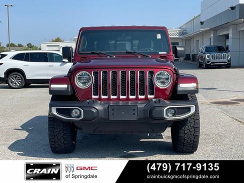 Used 2021 Jeep Gladiator Overland w/ Popular Equipment Package AWD/4WD image 2