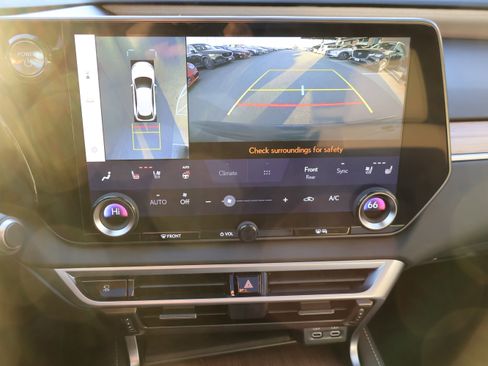 Used 2024 Lexus RX 350 image 27