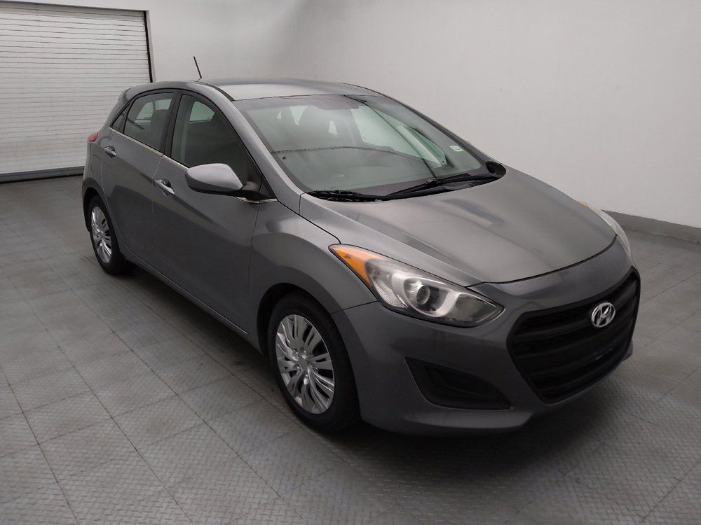 Used 2017 Hyundai Elantra GT FWD image 13