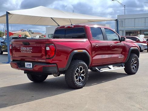 Used 2024 GMC Canyon AT4X AWD/4WD image 8