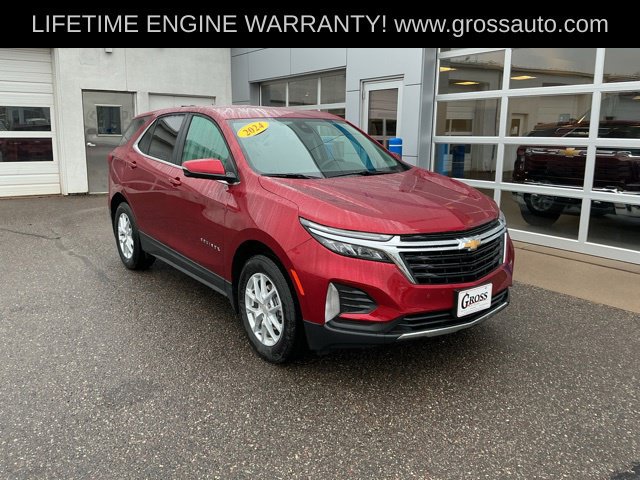 Used 2024 Chevrolet Equinox LT AWD/4WD image 2