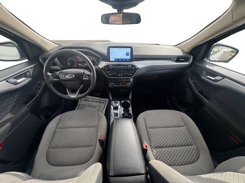 Used 2020 Ford Escape SE image 11