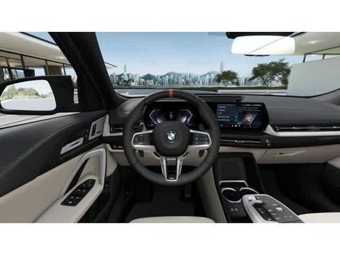 New 2025 BMW X2 xDrive28i w/ Technology Package image 13