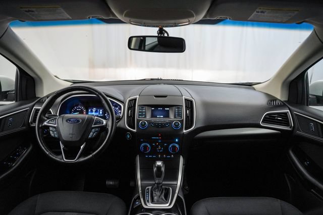 Used 2015 Ford Edge SEL FWD image 12