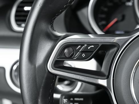 Used 2025 Porsche 718 Cayman RWD image 79