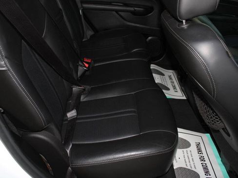 Used 2015 Cadillac SRX Luxury image 16