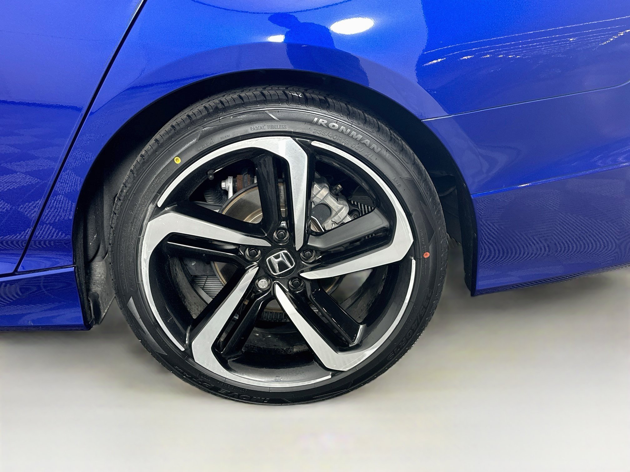 Used 2021 Honda Accord Sport image 11