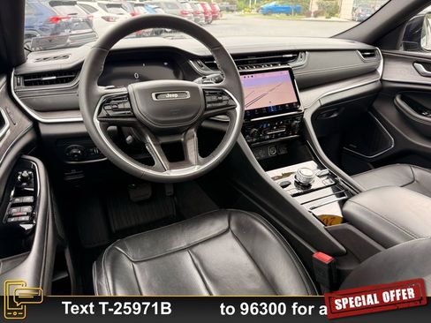 Used 2023 Jeep Grand Cherokee Overland image 13
