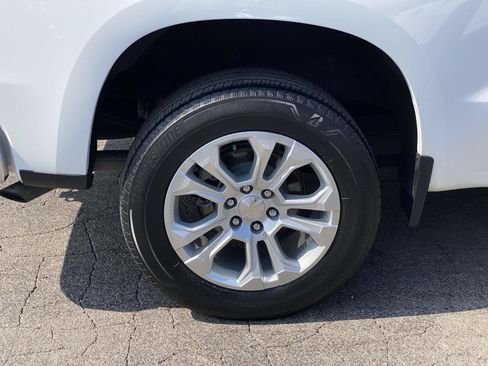 Used 2023 Chevrolet Silverado 1500 LTZ RWD image 33