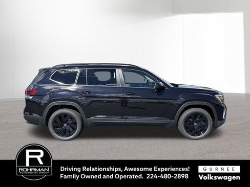 New 2026 Volkswagen Atlas SE image 11