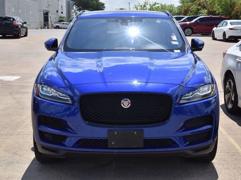 Used 2018 Jaguar F-PACE Prestige image 2